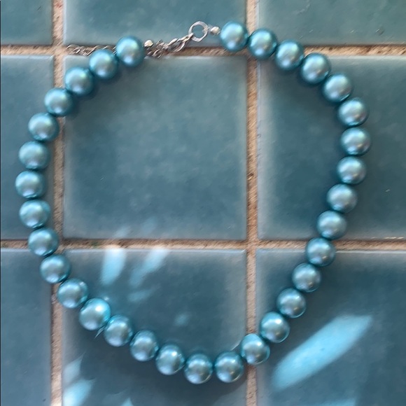 costume jewelry Jewelry - Light teal colored costume jewelry pearl necklace